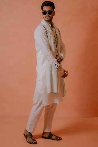 Teal mirror work kurta with teal shibori stole