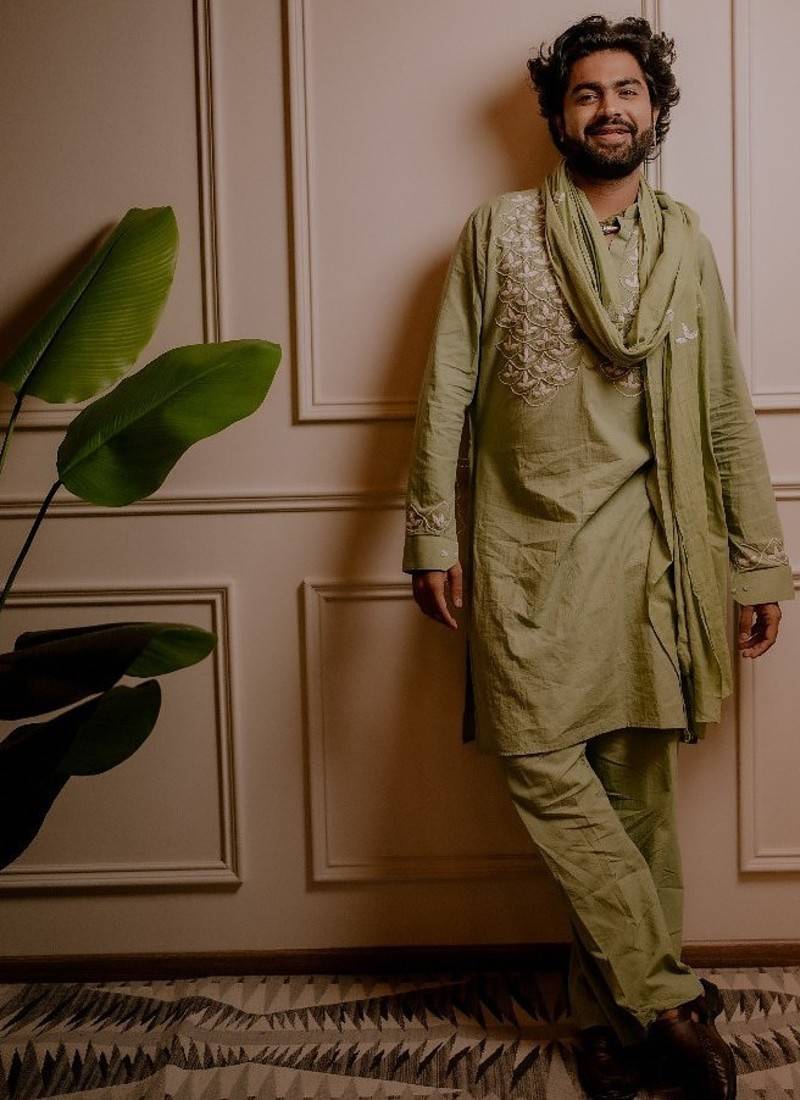 Solid green handwork kurta with stole