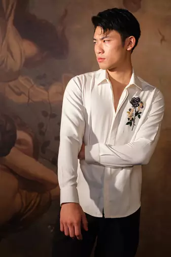 White plain crepe shirt