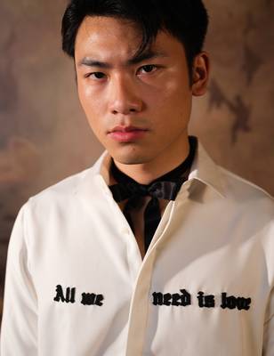 White embroidered crepe shirt 4