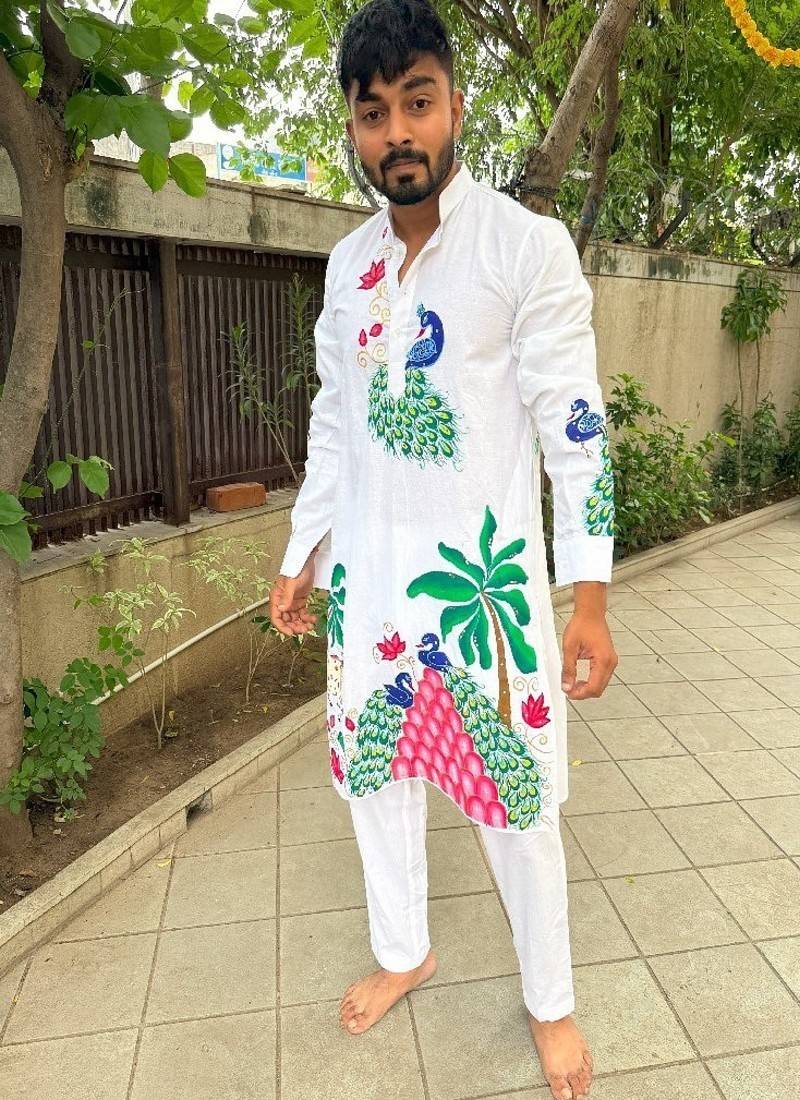 Handpaint back radha krishna front peacock  kurta