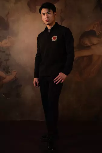 Black plain crepe shirt