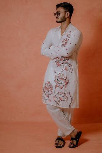 Floral maroon hanpaint kurta
