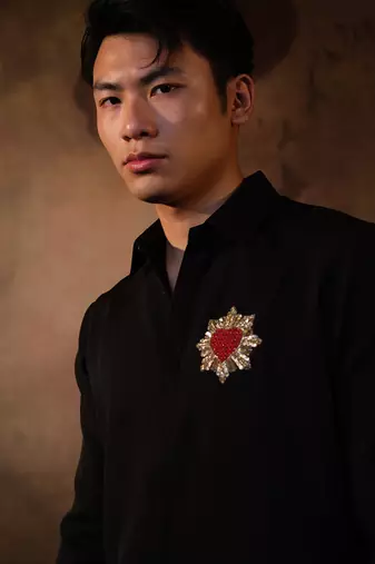 Black plain crepe shirt