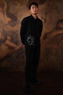 Black printed crepe shirt 4