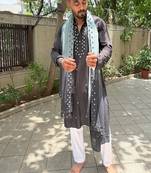 Black mirror kurta with stole