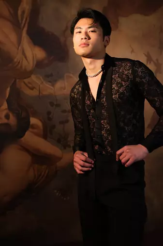 Black embroidered crepe shirt