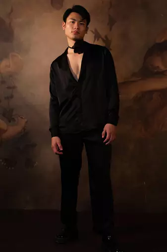 Black plain crepe shirt