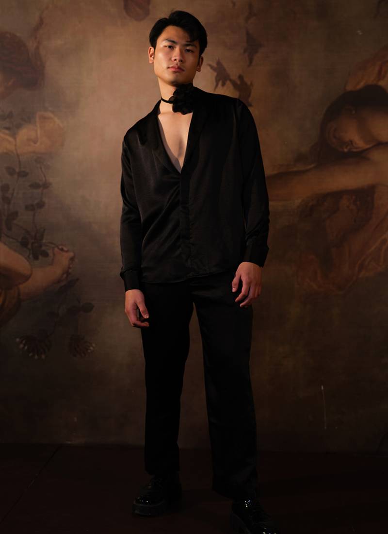 Black plain crepe shirt