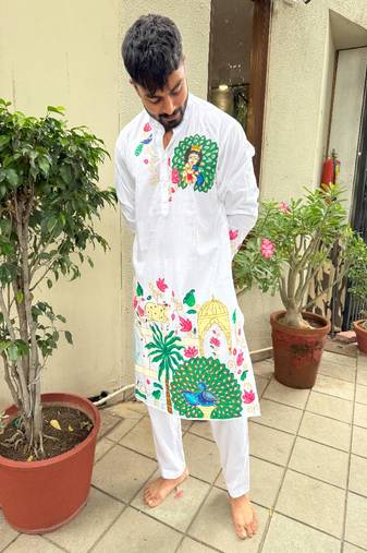 Balkrishna handpaint kurta