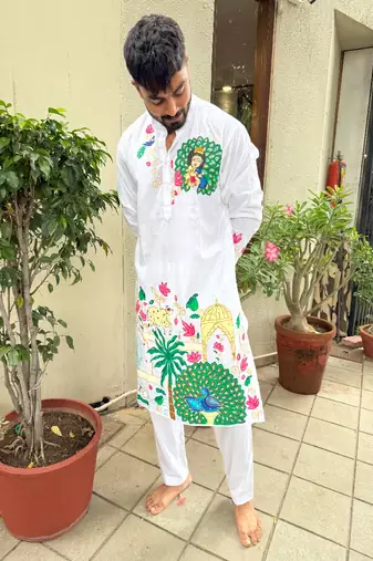 Balkrishna handpaint kurta
