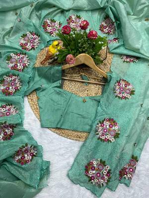 green gold crush embroidered cut work saree 2