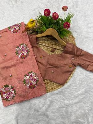 peach gold crush embroidered cut work saree 1