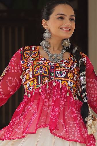 PINK WHITE BANDHANI PRINT GAMTHI PATCH WORK COTTON NAVRATRI STITCHED LEHENGA CHOLI