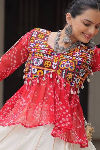 RED WHITE BANDHANI PRINT GAMTHI PATCH WORK COTTON NAVRATRI STITCHED LEHENGA CHOLI