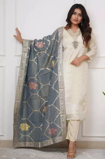  Women's Chanderi Blend Floral Straight Printed Kurta Pant With Dupatta | kurta sets for woman