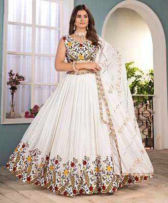 WHITE PEACOCK EMBROIDERED LEHENGA CHOLI 1