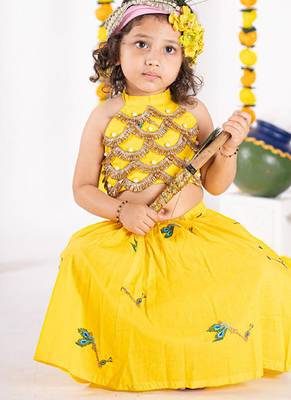 Yellow embroidered cotton kurta set 3