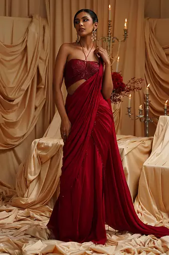 Red plain crepe saree