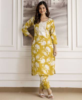 Trendmalls Yellow Cotton Slub Magic Printed Kurta Pant Embroidery Neck Work Kurta Set  7