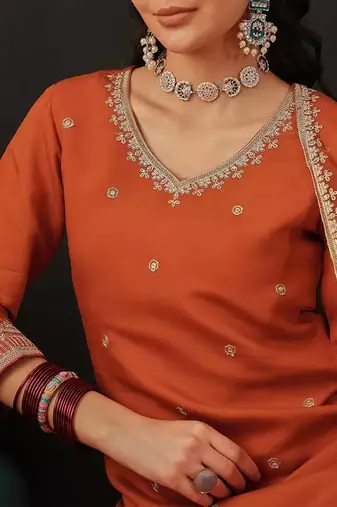 Trendmalls Orange Chanderi Silk Embroidery Sequence Work Kurta Pant with Organza Dupatta Set 
