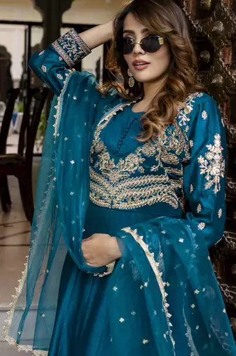 Trendmalls Art Silk Embroidery Work Anarkali Kurta Pant with Net Dupatta Set For Women