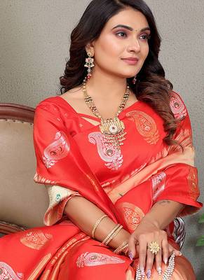 Peach silk blend silver golden zari weaving banarasi saree with paisley zari border 4
