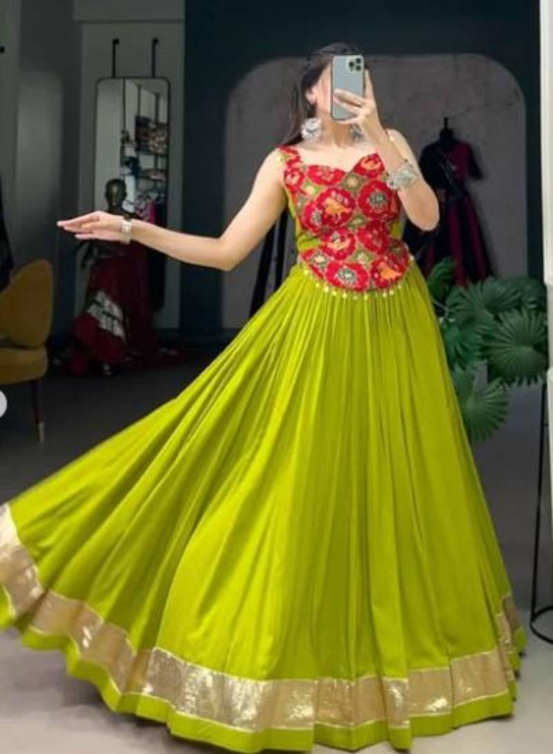 Pure Rayon Lehenga Set with Viscose Jacquard Blouse & Coin Lace Detailing