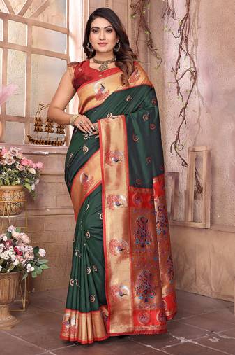 Dark green silk blend zari weaving paithani saree with peacock border and pallu