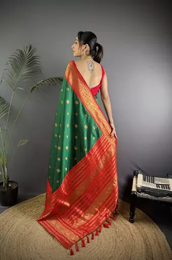 Green silk blend butti zari weaving banarasi saree with woven saree