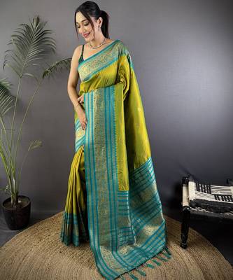 Light green silk blend butti zari weaving banarasi saree with woven saree 1