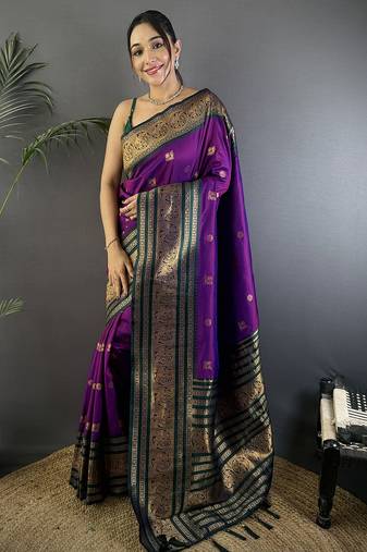 Magenta silk blend butti zari weaving banarasi saree with woven saree