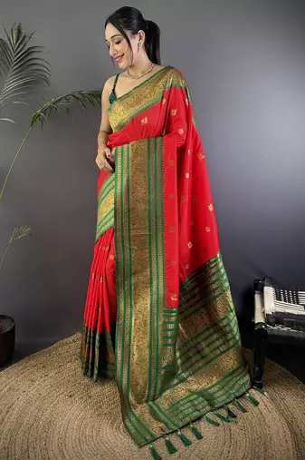 Red silk blend butti zari weaving banarasi saree with woven saree