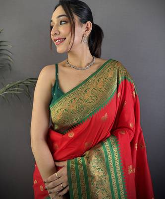 Red silk blend butti zari weaving banarasi saree with woven saree 3