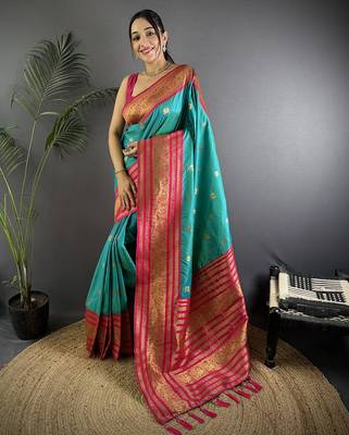 Turquoise silk blend butti zari weaving banarasi saree with woven saree 1