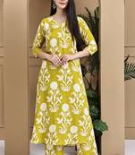 Women's cotton botanical floral printed kurta with pant