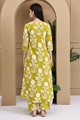 Women's cotton botanical floral printed kurta with pant 2