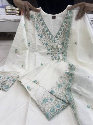 Elegant White Chanderi Kurta Set with Soft Blue Embroidery Accents 5