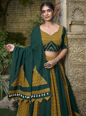 green Pure Cotton Chaniya Choli with Cowrie Lace Accents 2