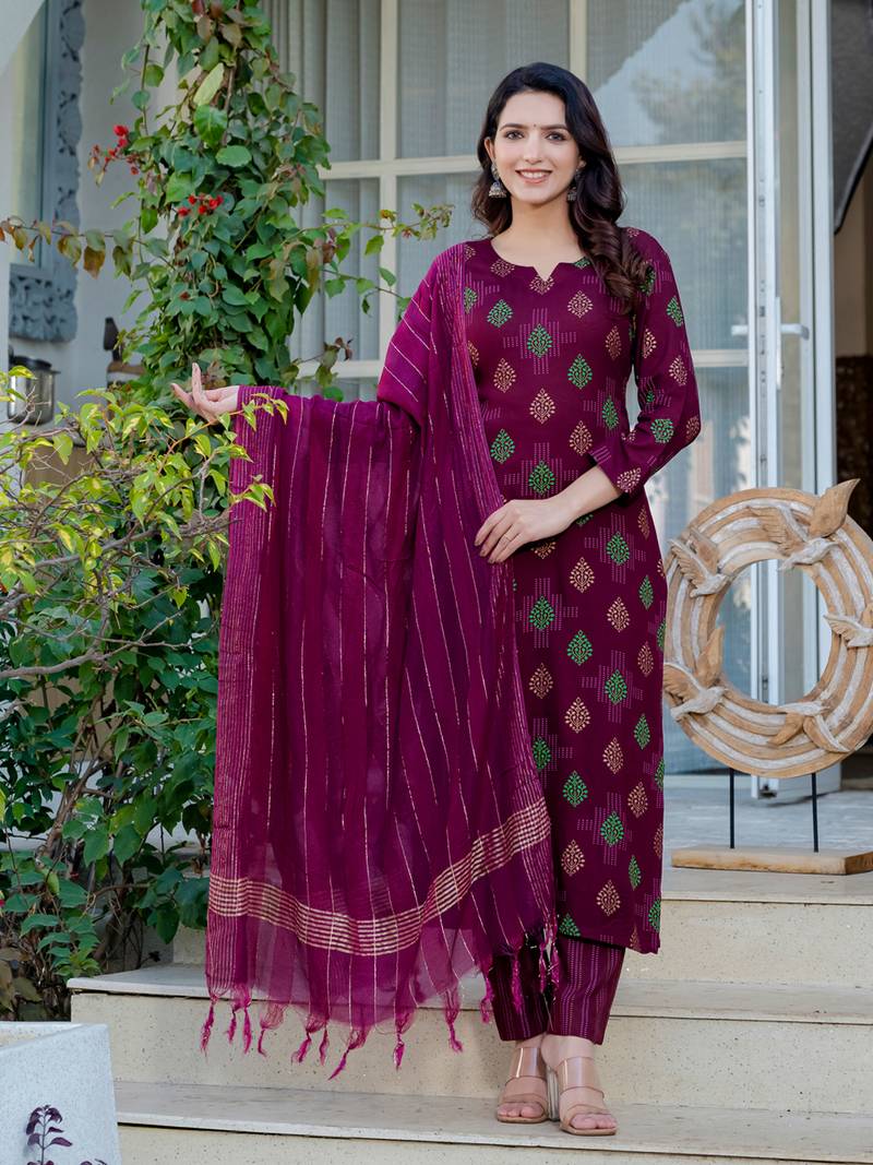  Women's Reyon Blend Floral Straight Printed Kurta Pant With Dupatta | kurta sets for woman