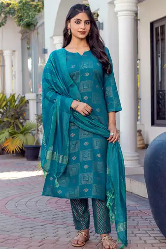  Women's Rayon Blend Floral Straight Printed Kurta Pant With Dupatta | kurta sets for woman
