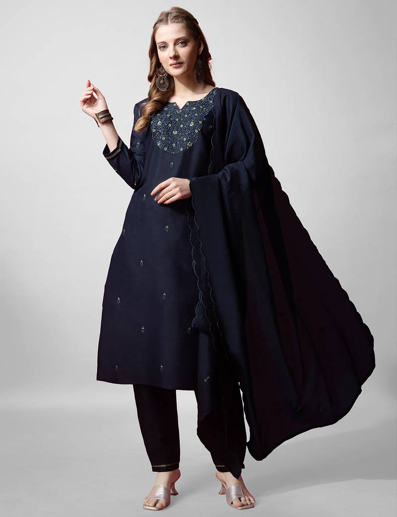  Women's Cotton Blend Floral Straight Printed Kurta Pant With Dupatta | kurta sets for woman