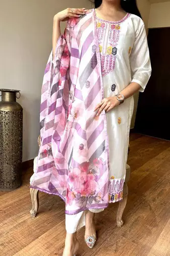 Off white viscose chanderi heavy thread embroidery work with printed dupatta kurta pant set