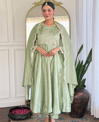 Pista vichitra silk heavy thread embroidery sequins work kurta pant set 2