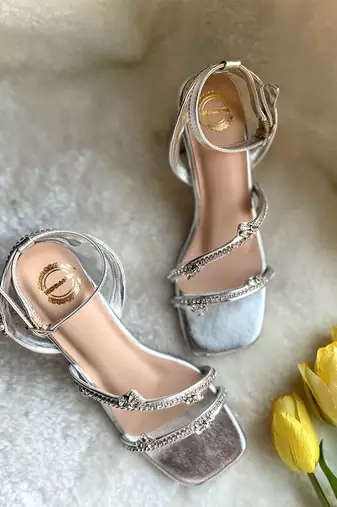 Silver solid leather heels