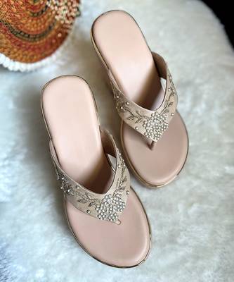 Beige woven leather wedges 4