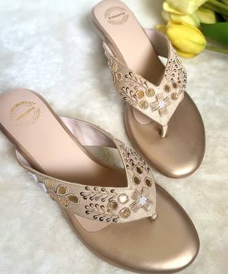 Gold woven textile wedges 1