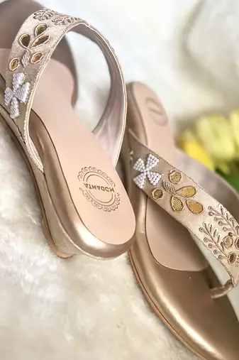 Gold woven textile wedges