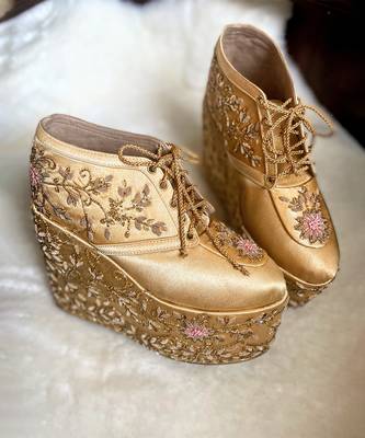 Gold woven textile wedges 2