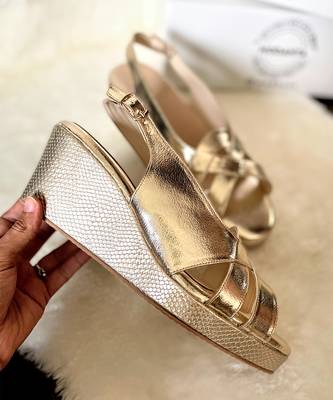 Gold solid leather wedges 3